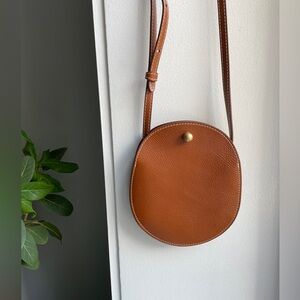 Lindquist Mini Eggi in Leather Brown